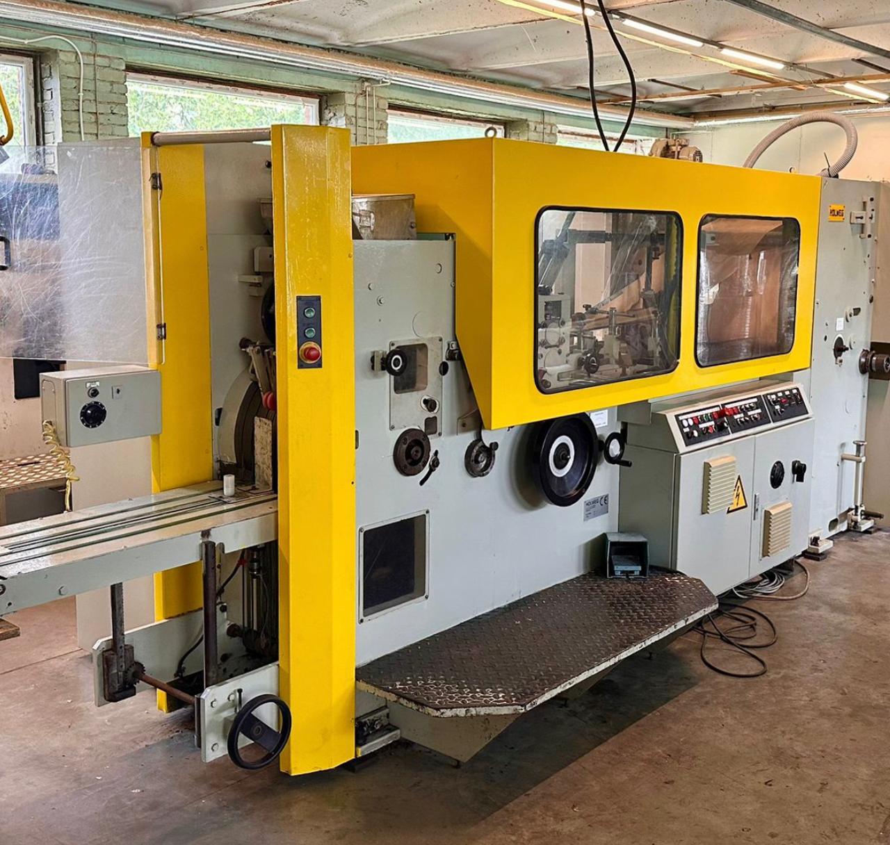 Machine from the drive side